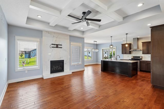 5509 149th Street, Urbandale, IA 50323