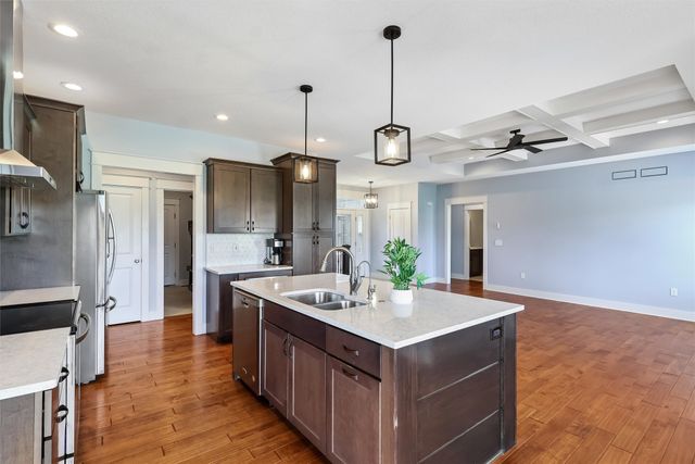 5509 149th Street, Urbandale, IA 50323