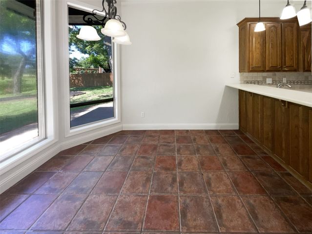 9021 Monticello Drive, Granbury, TX 76049