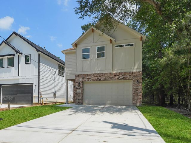 731 Magnolia Point Drive, Houston, TX 77336