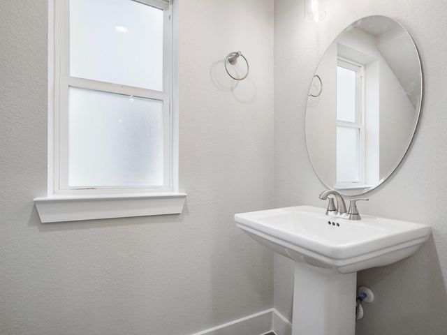 731 Magnolia Point Drive, Houston, TX 77336