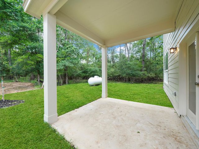 731 Magnolia Point Drive, Houston, TX 77336