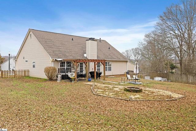 331 S Sandy Brook Way, Simpsonville, SC 29680