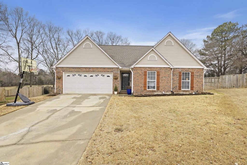 331 S Sandy Brook Way, Simpsonville, SC 29680