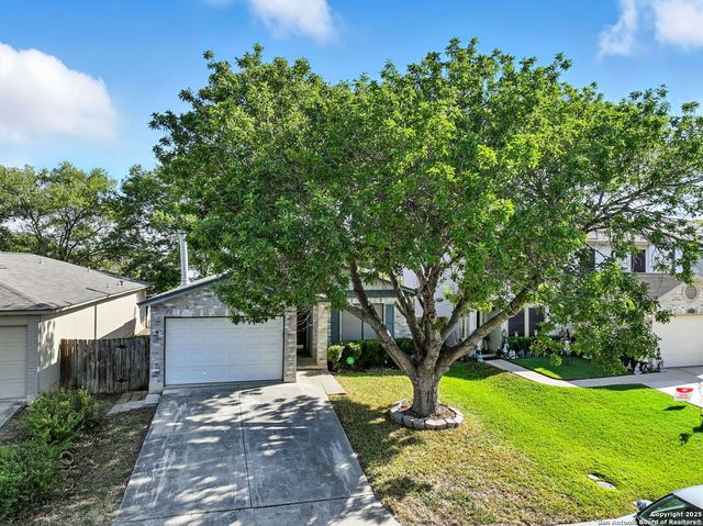 6855 Cape Meadow, Converse, TX 78109