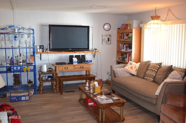 318 S CRISMON Road 24, Mesa, AZ 85208