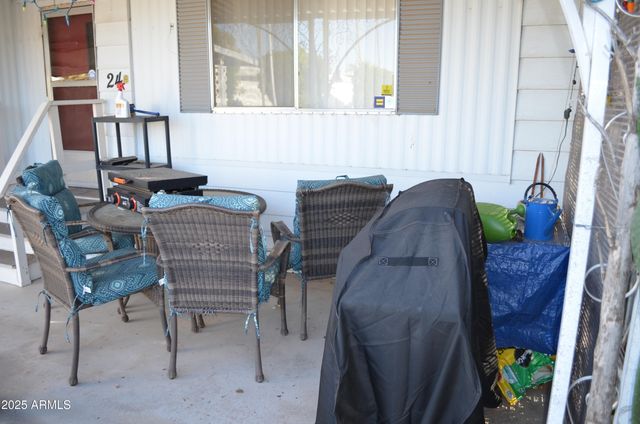 318 S CRISMON Road 24, Mesa, AZ 85208