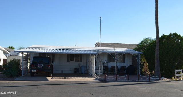 318 S CRISMON Road 24, Mesa, AZ 85208