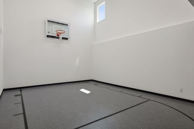 4704 Ogden Trail Lane N, Stillwater, MN 55082