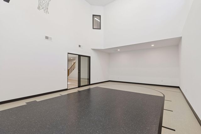 4704 Ogden Trail Lane N, Stillwater, MN 55082