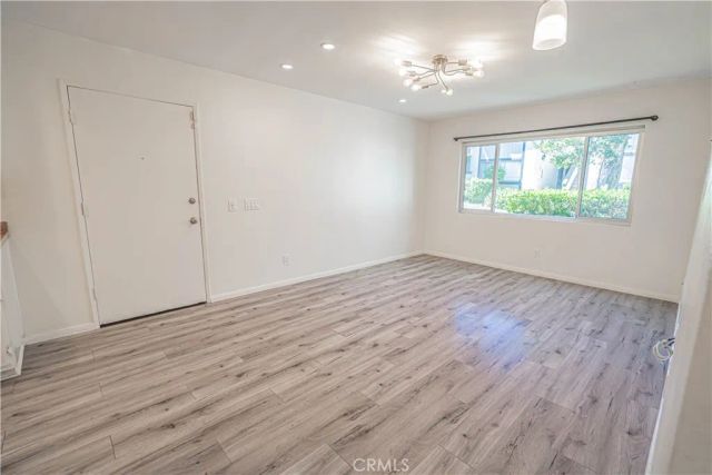 1342 E Hillcrest 17, Thousand Oaks, CA 91362
