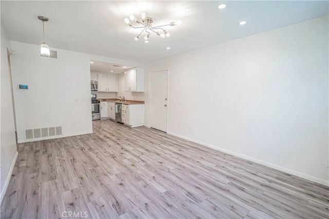 1342 E Hillcrest 17, Thousand Oaks, CA 91362