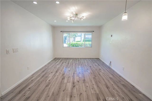 1342 E Hillcrest 17, Thousand Oaks, CA 91362