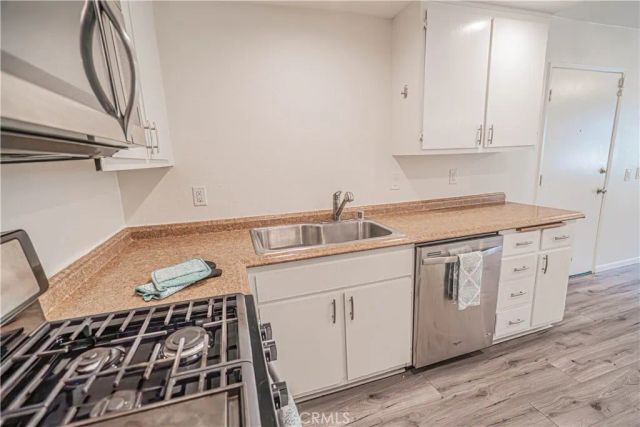1342 E Hillcrest 17, Thousand Oaks, CA 91362