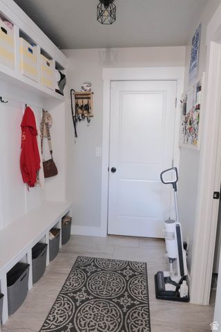 827 S 3050 W, Syracuse, UT 84075
