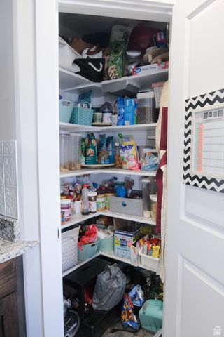 827 S 3050 W, Syracuse, UT 84075