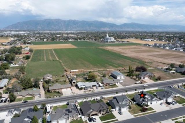 827 S 3050 W, Syracuse, UT 84075