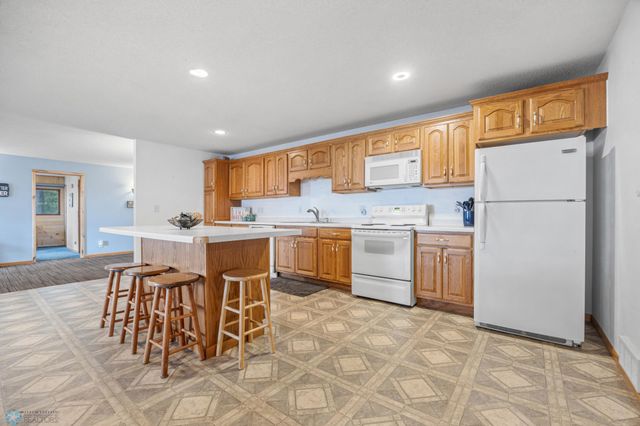 24200 Vacation Lane, Rochert, MN 56578