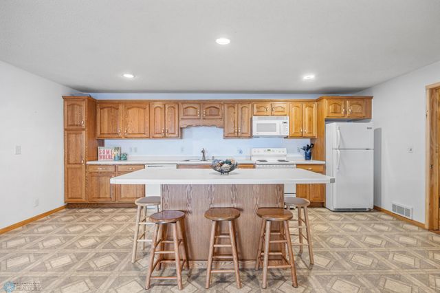 24200 Vacation Lane, Rochert, MN 56578