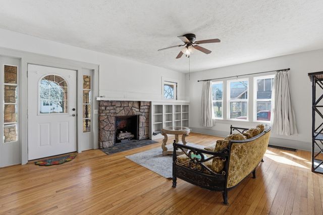 115 Florida Ave, N, Parsons, TN 38363