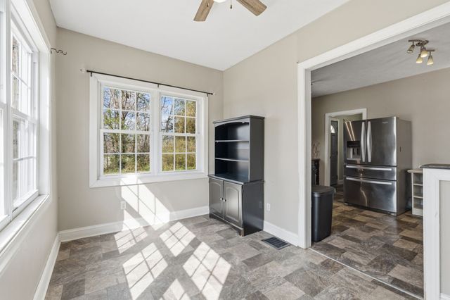 115 Florida Ave, N, Parsons, TN 38363