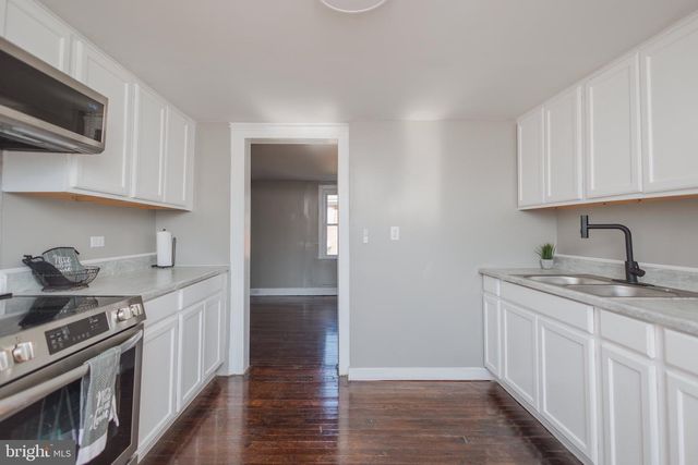 203 S GEORGE ST, Ranson, WV 25438