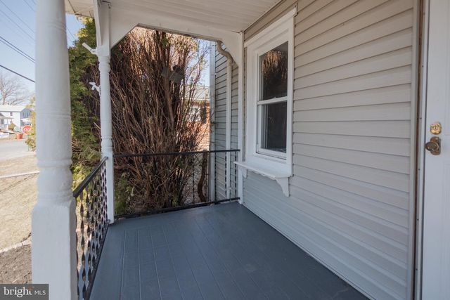 203 S GEORGE ST, Ranson, WV 25438