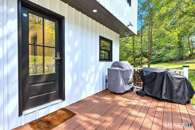 105 Old Dike Road, Trumbull, CT 06611