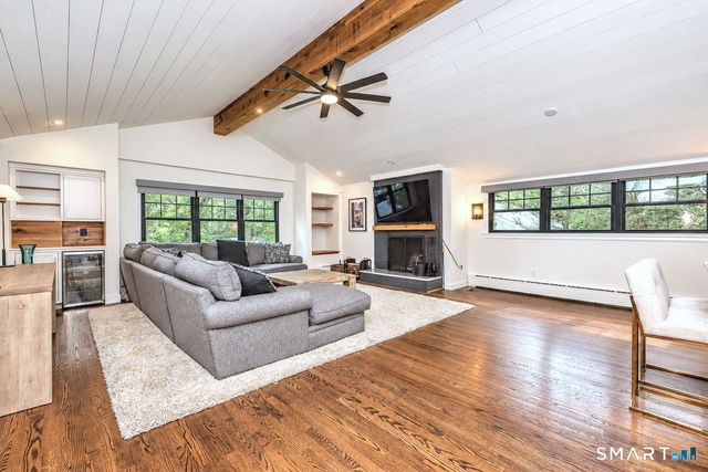 105 Old Dike Road, Trumbull, CT 06611