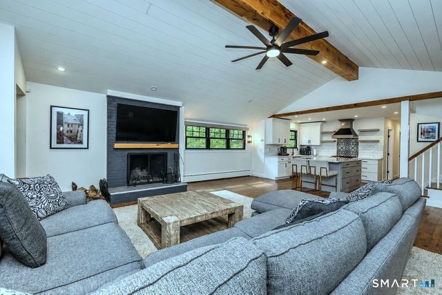 105 Old Dike Road, Trumbull, CT 06611