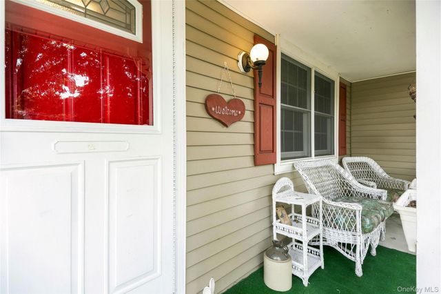 304 Concord Street, Dix Hills, NY 11746