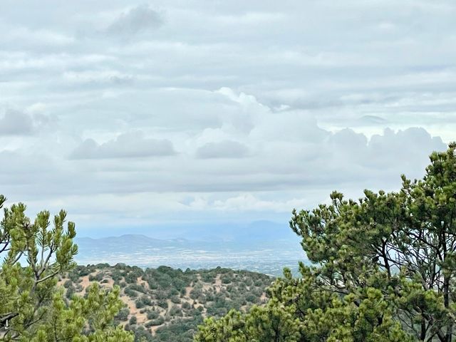 1084 S Summit Ridge, Santa Fe, NM 87501