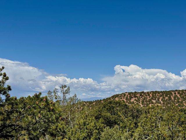 1084 S Summit Ridge, Santa Fe, NM 87501