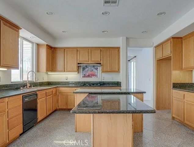 12683 Palm View, Riverside, CA 92503