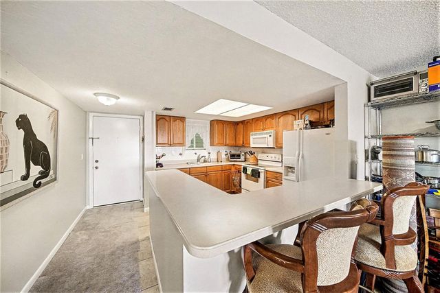 801 83RD AVENUE N 415, St Petersburg, FL 33702