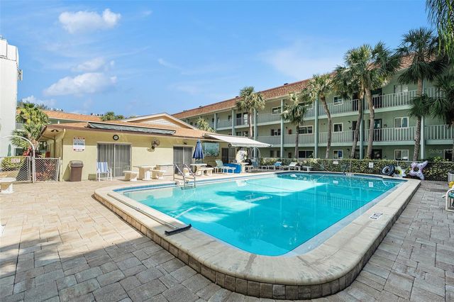 801 83RD AVENUE N 415, St Petersburg, FL 33702