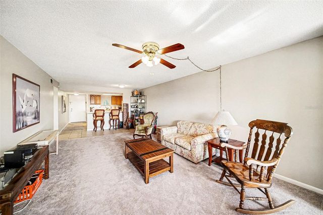 801 83RD AVENUE N 415, St Petersburg, FL 33702