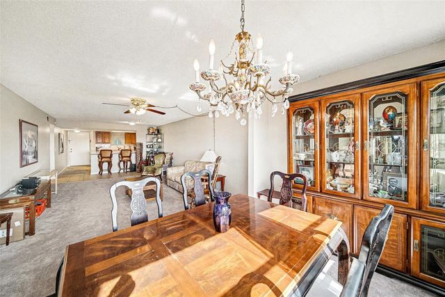 801 83RD AVENUE N 415, St Petersburg, FL 33702