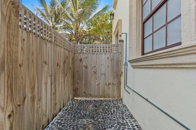 7095 S Hwy A1a, Melbourne Beach, FL 32951