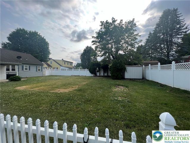 2401 Lawnherst Avenue, Easton, PA 18045