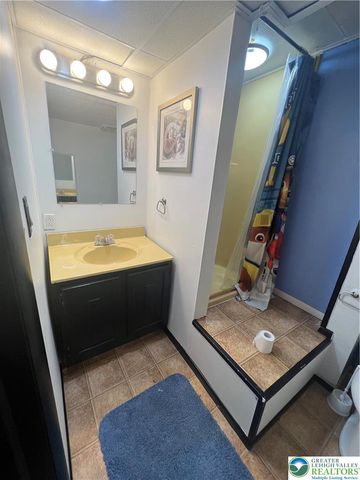 2401 Lawnherst Avenue, Easton, PA 18045