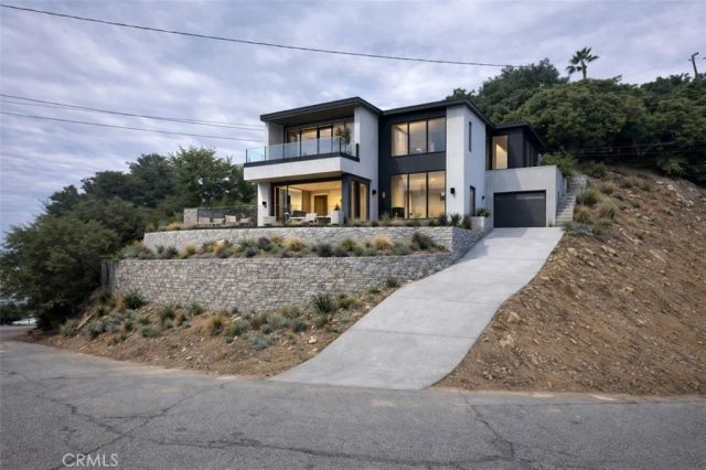 2556 El Rosa, Los Angeles, CA 90065