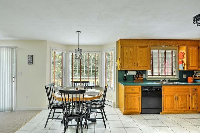 30 Pine Warbler Way, Bellingham, MA 02019
