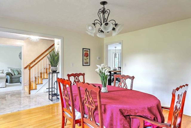 30 Pine Warbler Way, Bellingham, MA 02019