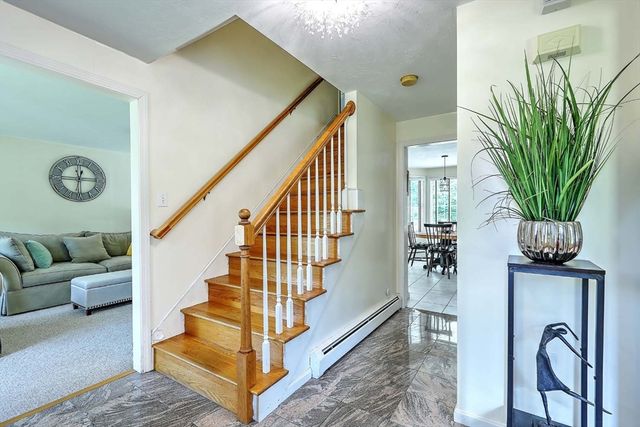30 Pine Warbler Way, Bellingham, MA 02019