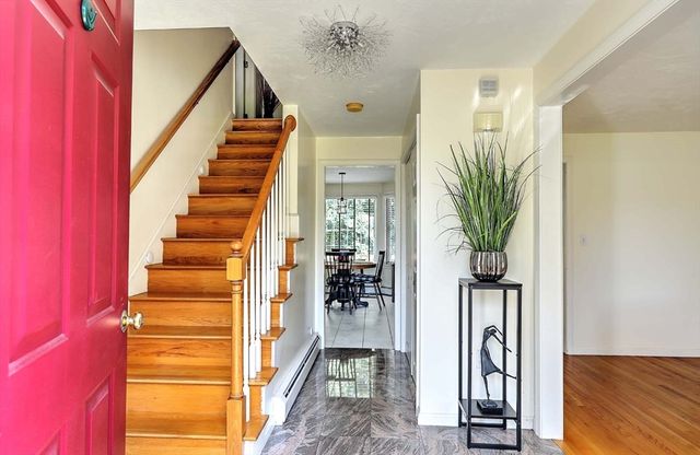 30 Pine Warbler Way, Bellingham, MA 02019