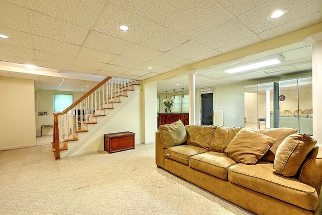 30 Pine Warbler Way, Bellingham, MA 02019