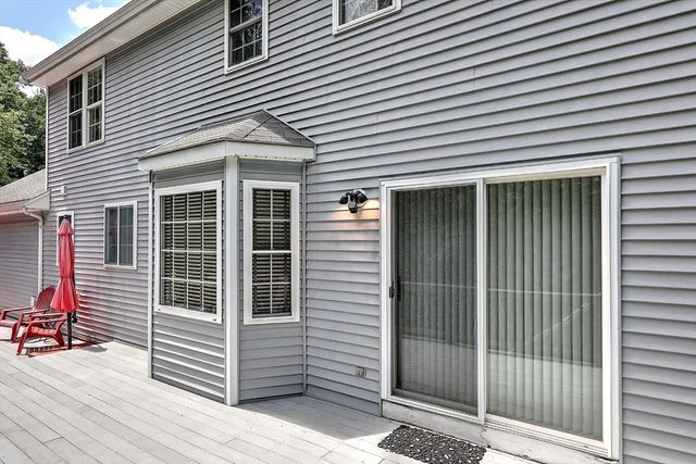 30 Pine Warbler Way, Bellingham, MA 02019