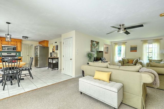 30 Pine Warbler Way, Bellingham, MA 02019