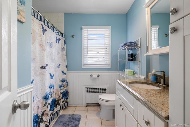 145 W Lido Prom, Lindenhurst, NY 11757